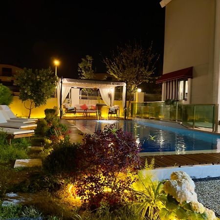 באלאק Villa Annabell1 With Swimming Pool And Jacuzzi, 3 Floors מראה חיצוני תמונה