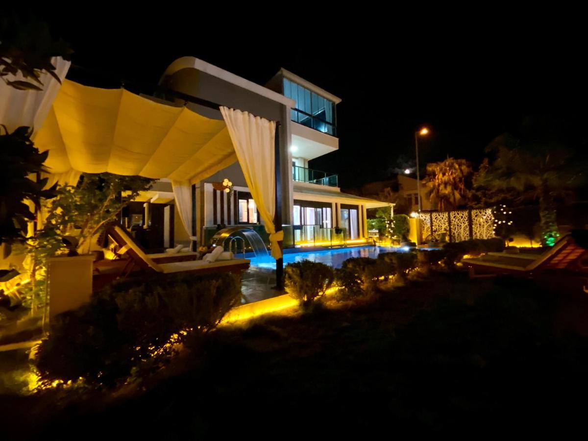 באלאק Villa Annabell1 With Swimming Pool And Jacuzzi, 3 Floors מראה חיצוני תמונה