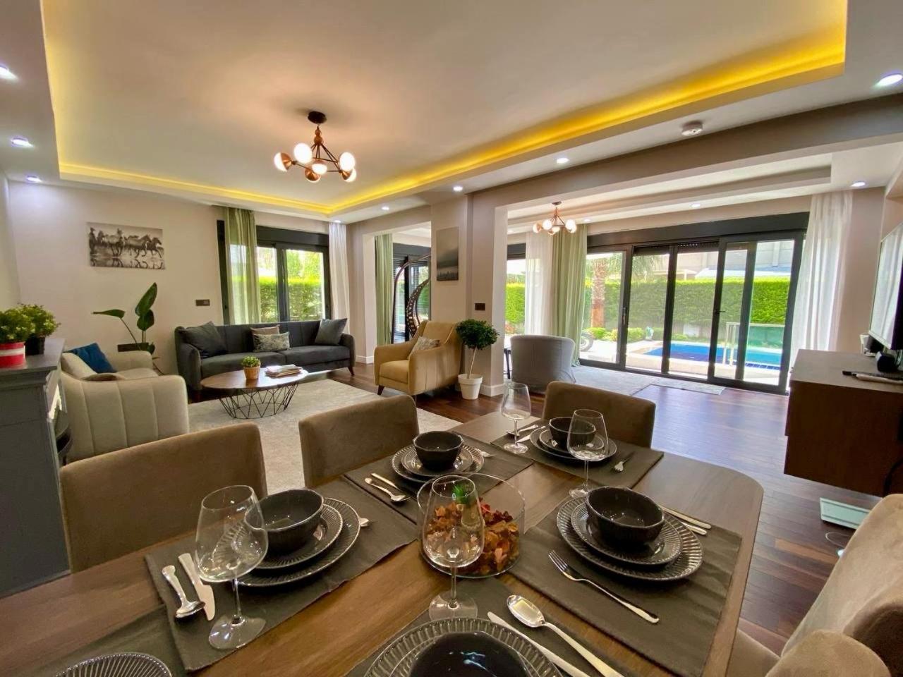 באלאק Villa Annabell1 With Swimming Pool And Jacuzzi, 3 Floors מראה חיצוני תמונה