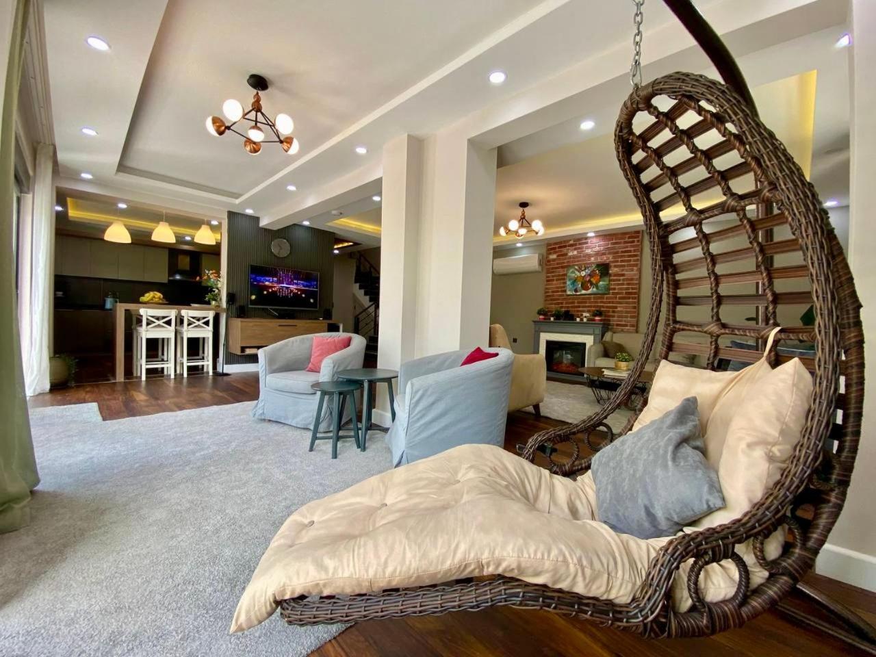 באלאק Villa Annabell1 With Swimming Pool And Jacuzzi, 3 Floors מראה חיצוני תמונה