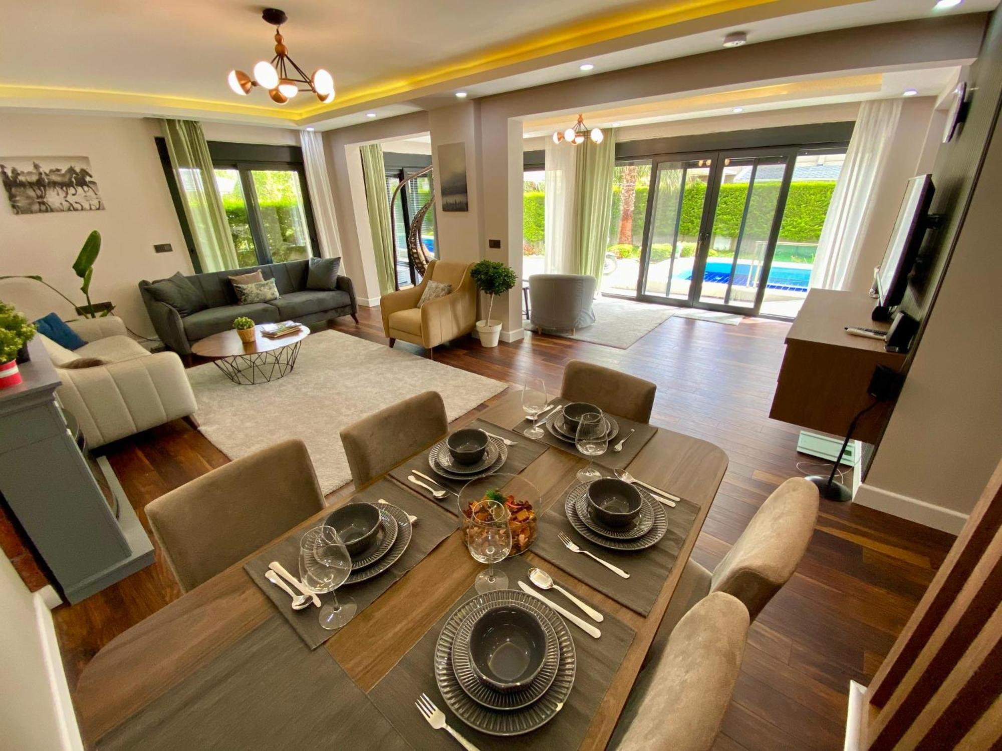 באלאק Villa Annabell1 With Swimming Pool And Jacuzzi, 3 Floors מראה חיצוני תמונה