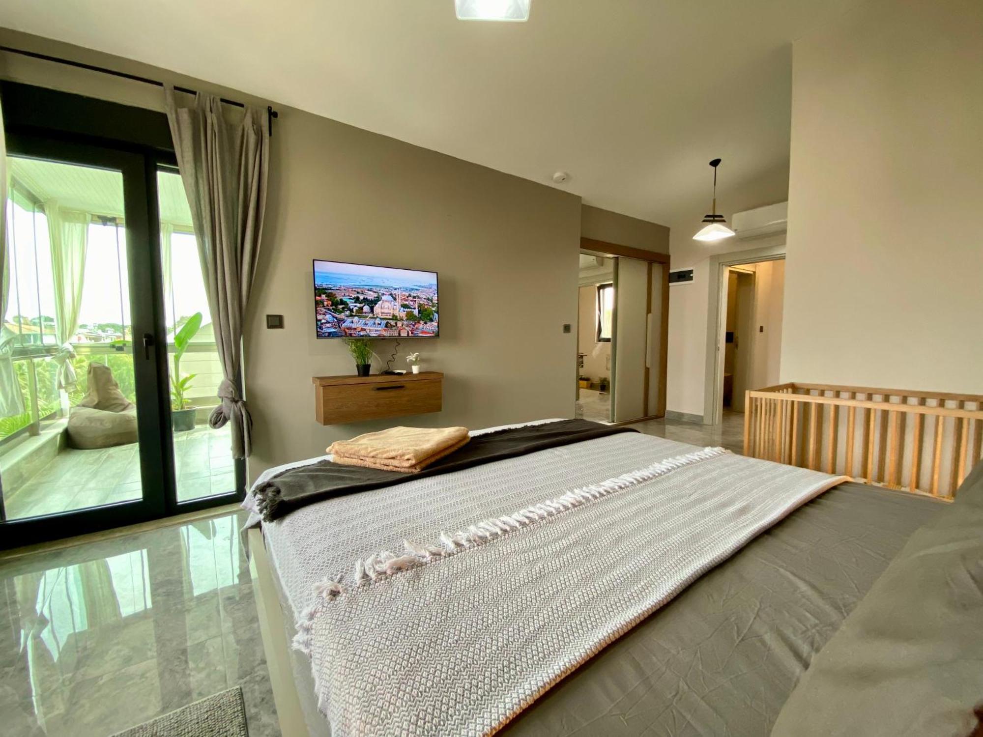 באלאק Villa Annabell1 With Swimming Pool And Jacuzzi, 3 Floors מראה חיצוני תמונה