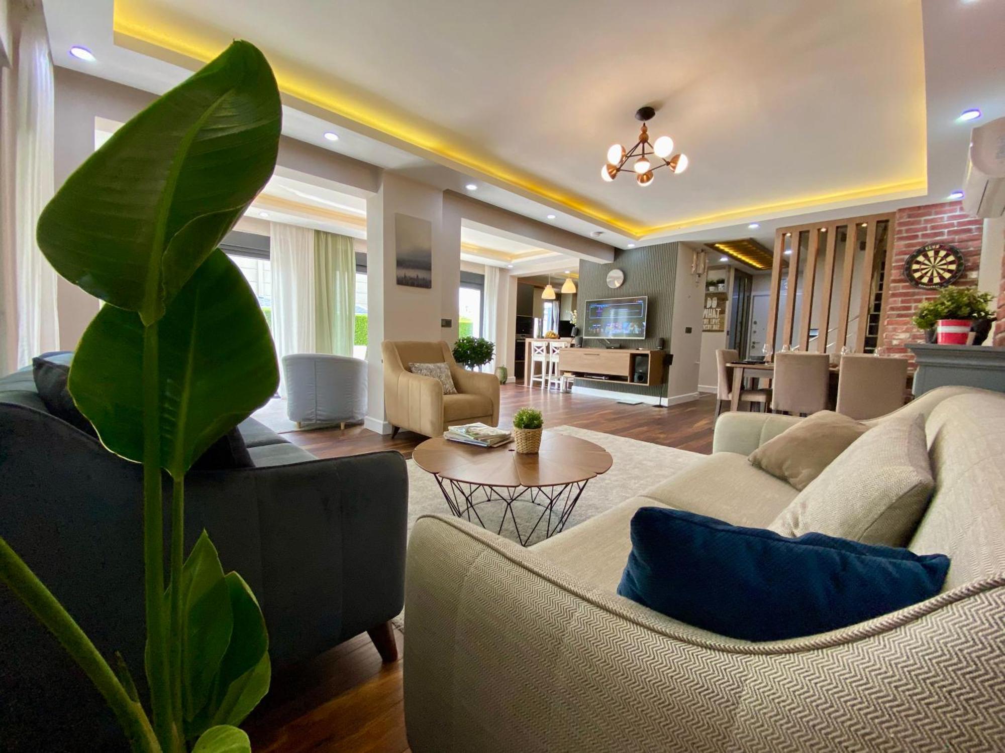 באלאק Villa Annabell1 With Swimming Pool And Jacuzzi, 3 Floors מראה חיצוני תמונה