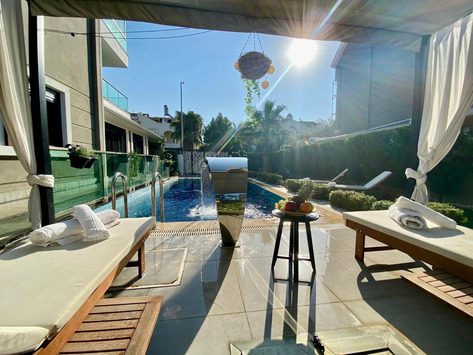 באלאק Villa Annabell1 With Swimming Pool And Jacuzzi, 3 Floors מראה חיצוני תמונה