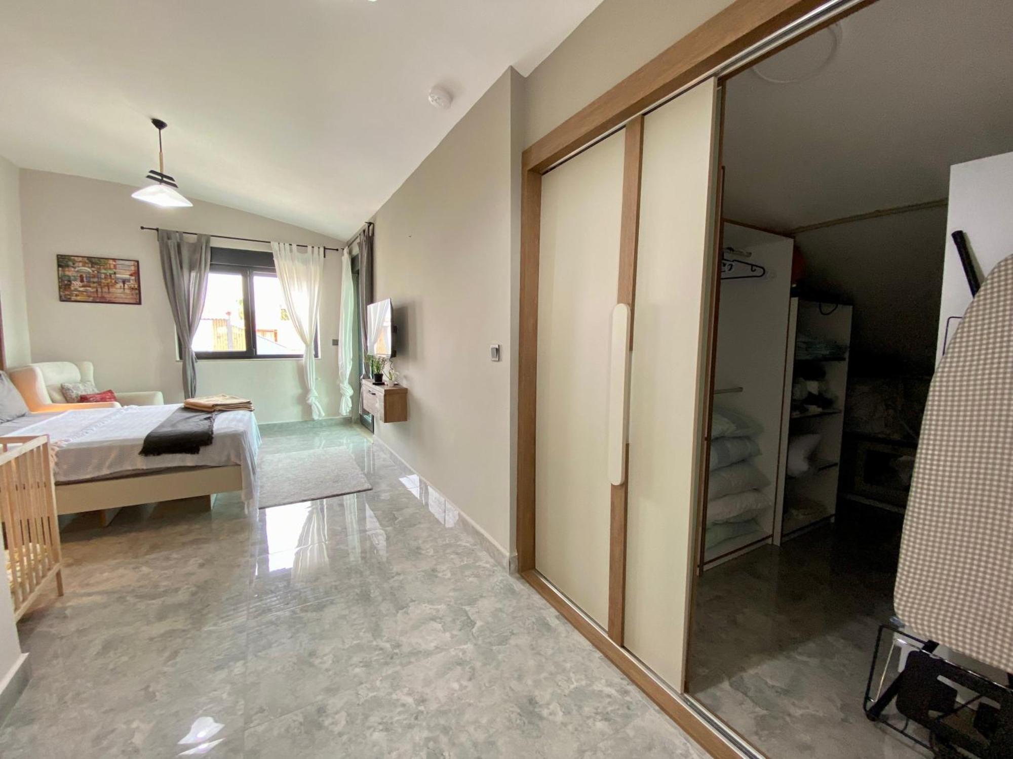 באלאק Villa Annabell1 With Swimming Pool And Jacuzzi, 3 Floors מראה חיצוני תמונה