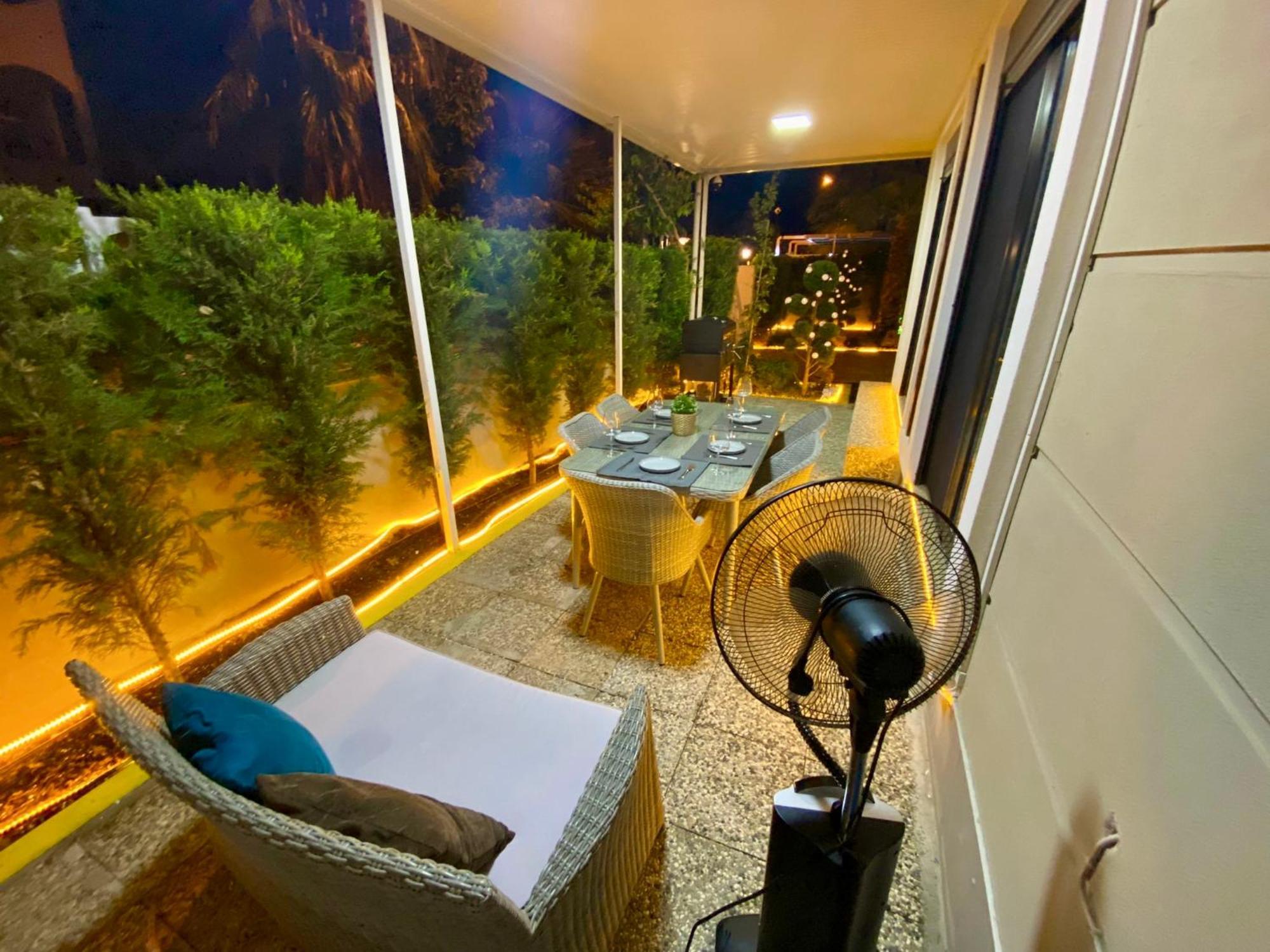 באלאק Villa Annabell1 With Swimming Pool And Jacuzzi, 3 Floors מראה חיצוני תמונה