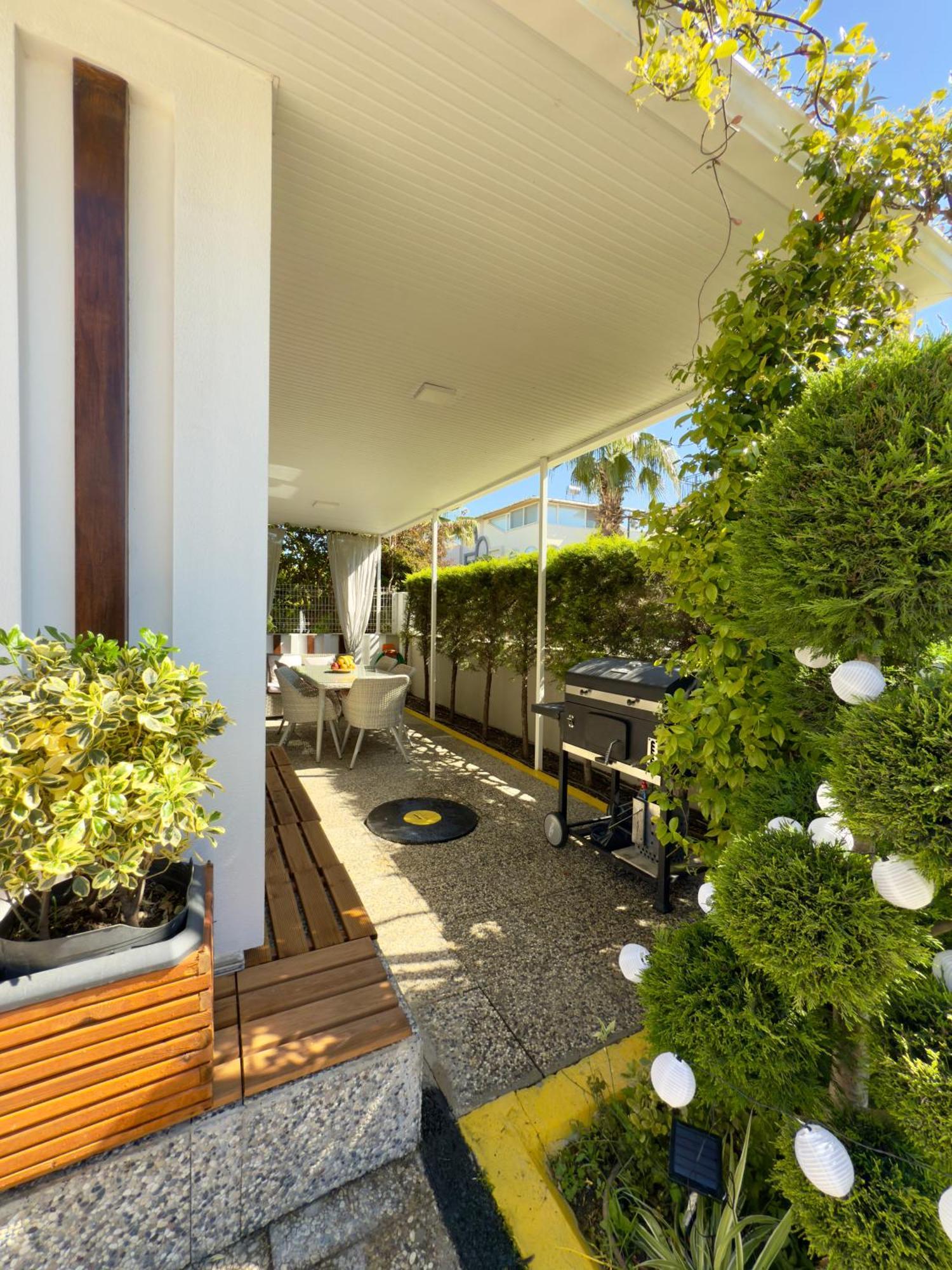 באלאק Villa Annabell1 With Swimming Pool And Jacuzzi, 3 Floors מראה חיצוני תמונה