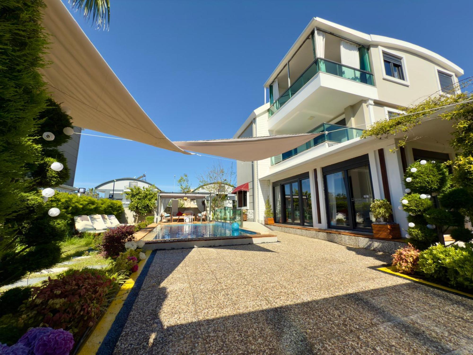 באלאק Villa Annabell1 With Swimming Pool And Jacuzzi, 3 Floors מראה חיצוני תמונה