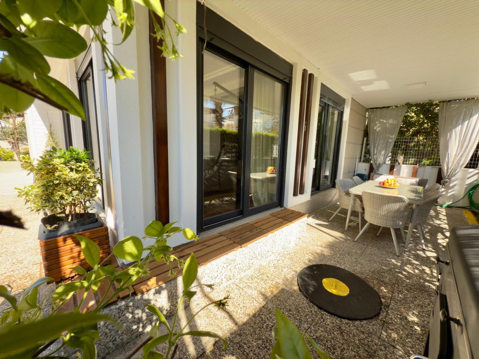 באלאק Villa Annabell1 With Swimming Pool And Jacuzzi, 3 Floors מראה חיצוני תמונה