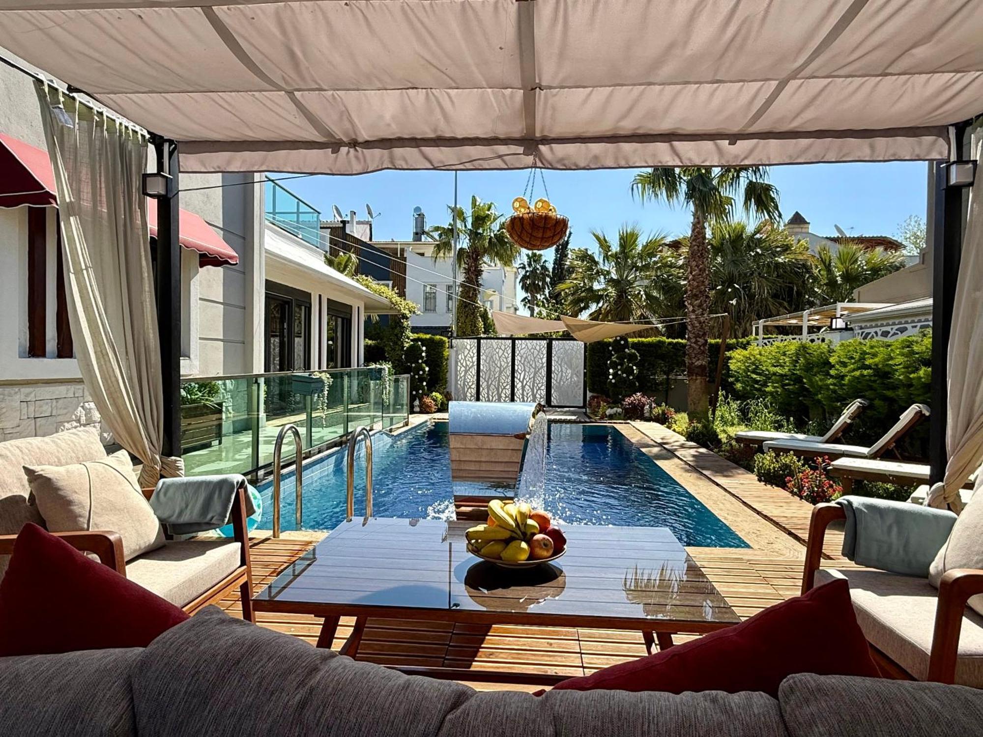 באלאק Villa Annabell1 With Swimming Pool And Jacuzzi, 3 Floors מראה חיצוני תמונה